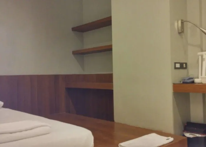 At One Hualampong Hotel Bangkok